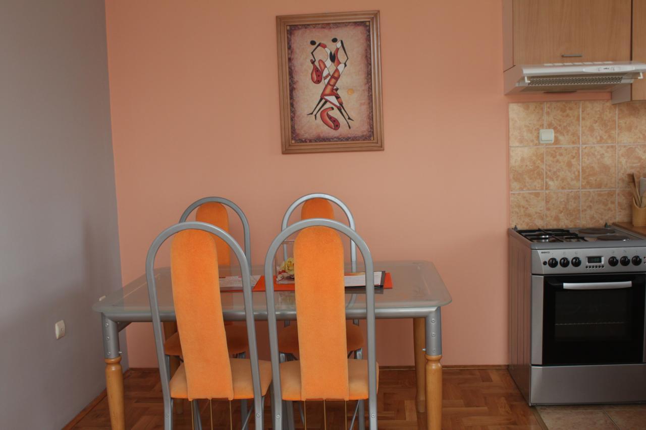 Sun Apartments Subotica Bagian luar foto